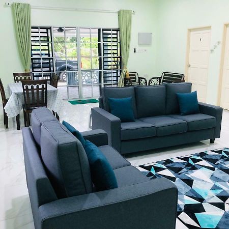 Atocha Homestay - Terong@Taiping Kampong Salak Zewnętrze zdjęcie